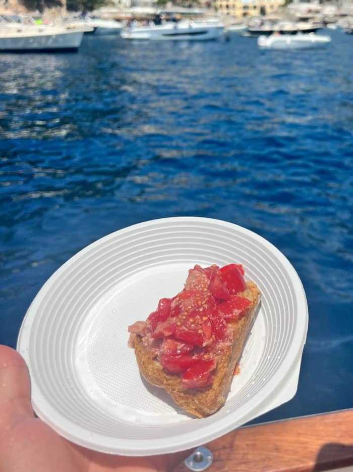 Desde Nápoles: Tour a Capri con paradas para nadar y recogida