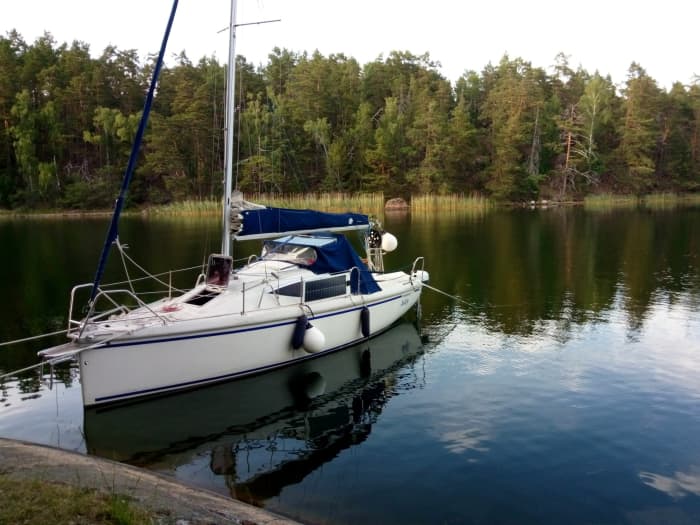 Discover Stockholm on a sailboat for a full day