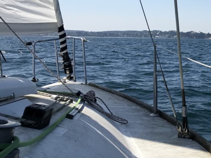 Enjoy a sea trip in Morgat aboard a sailboat