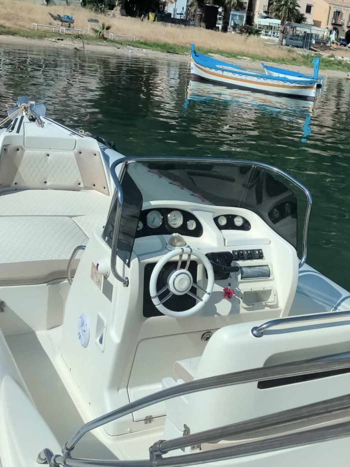 Enjoy 9 hours on a dinghy in Castellammare del Golfo