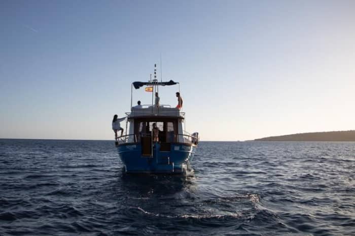 8 Stunden Sonne und türkisfarbenes Wasser rund um Cala Galdana