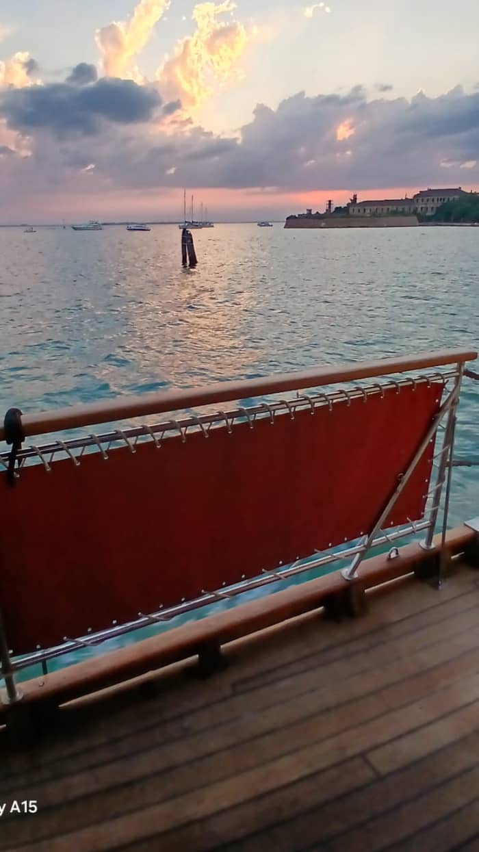Exclusive dinner on a boat on San Marco