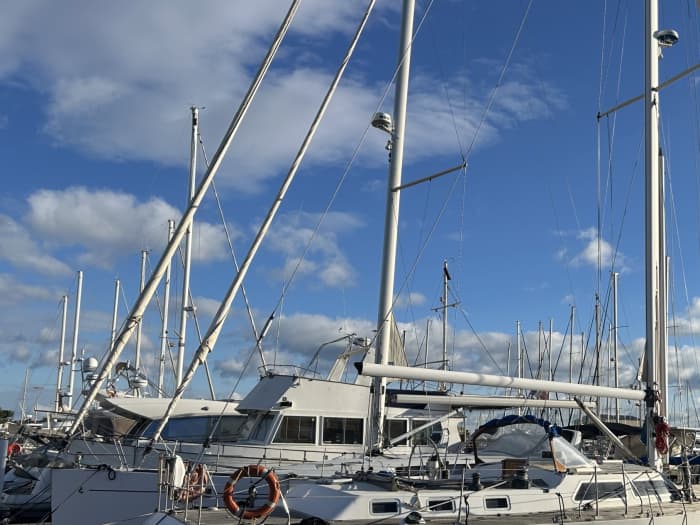 Enjoy a full day on a sailboat in Canet-en-Roussillon