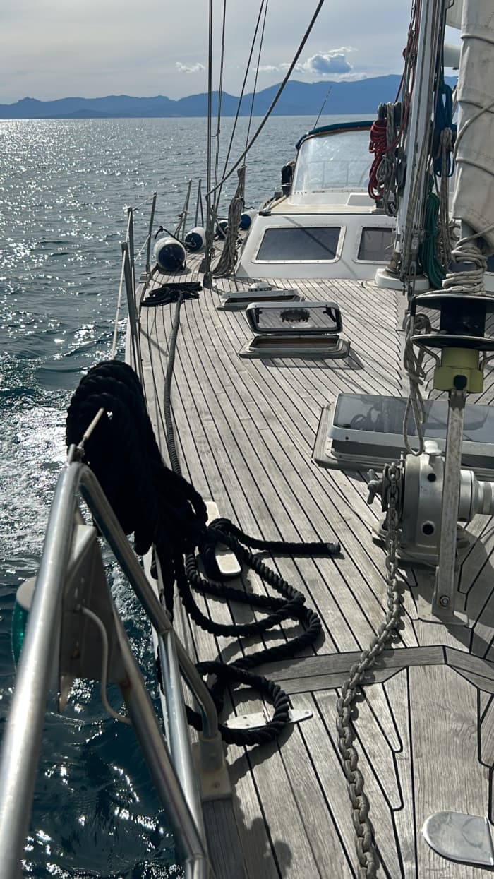 Enjoy a full day on a sailboat in Canet-en-Roussillon