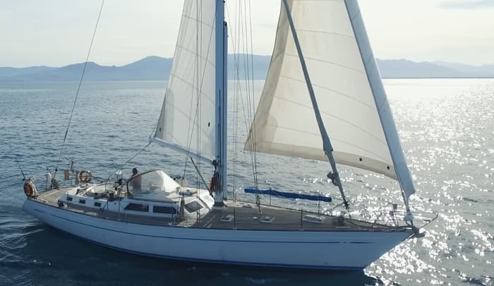 Enjoy a full day on a sailboat in Canet-en-Roussillon