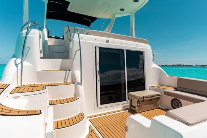 Erleben Sie Cancún wie nie zuvor auf einem Motorboot