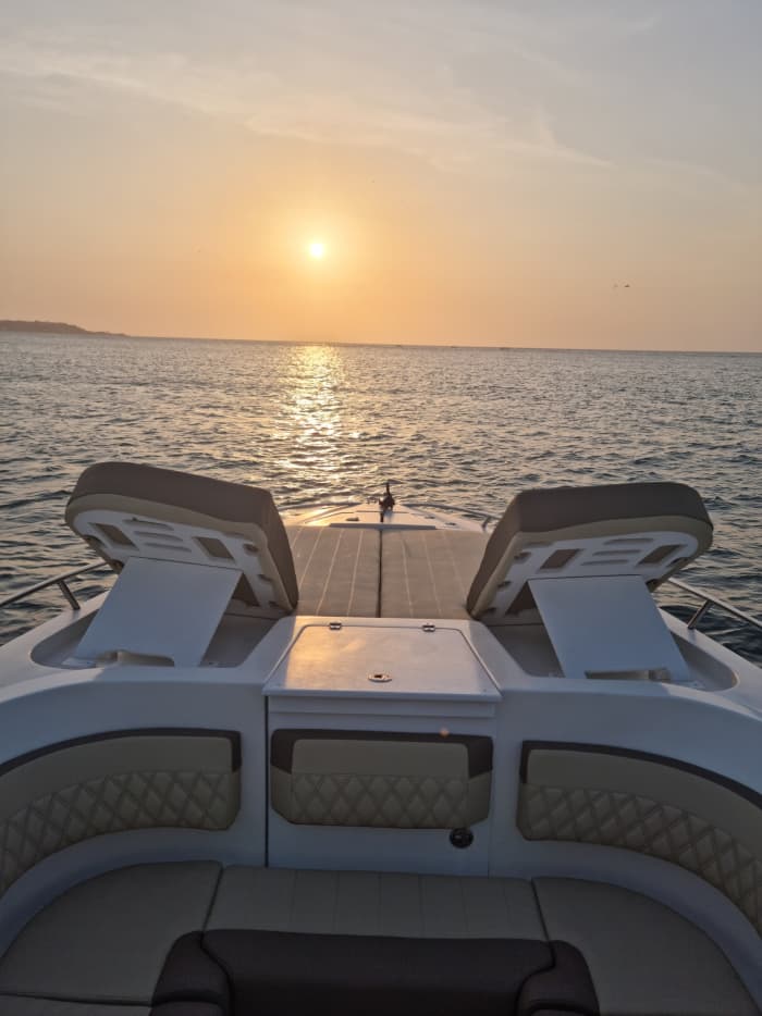 Votre journée à Carthagène : louez un bateau à moteur pour une journée complète de découverte.
