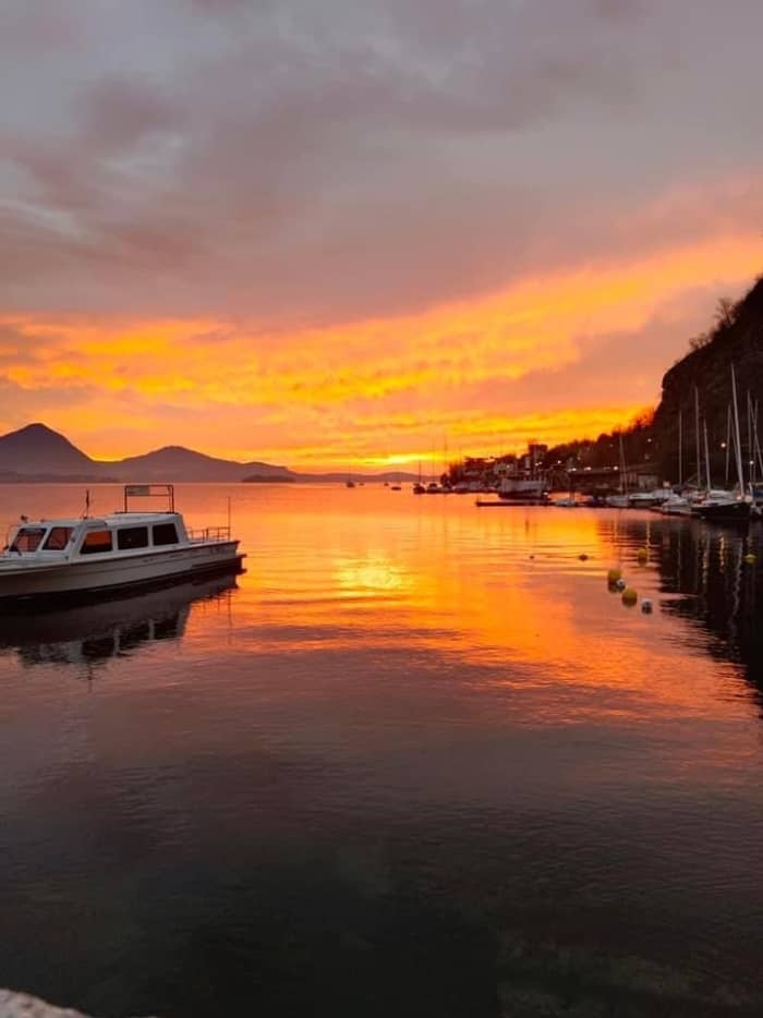 Your private motorboat for a day around Stresa