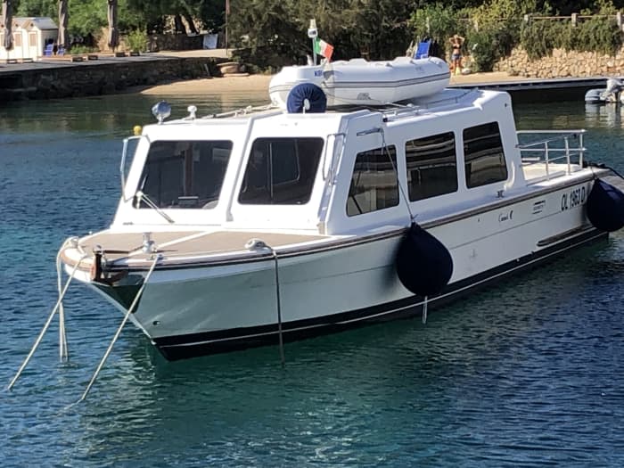 Your private motorboat for a day around Stresa