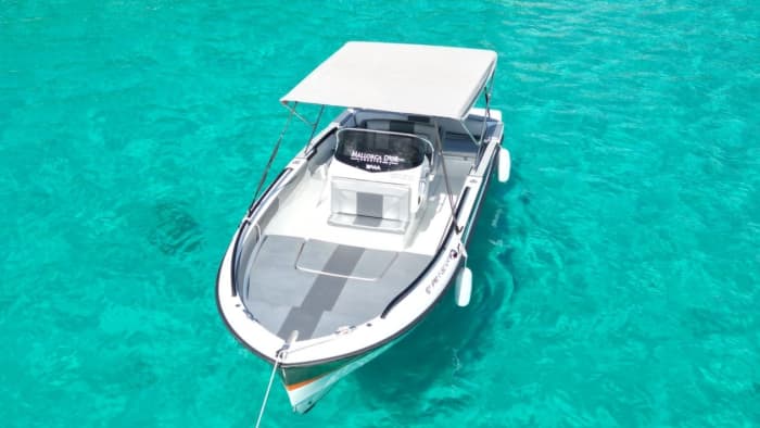 All-inclusive 4-hour Luxury Sailing: Discover the hidden gems of Mallorca