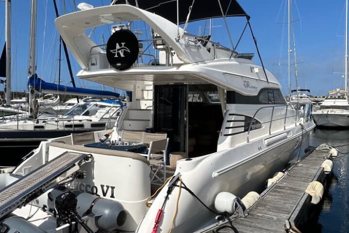 Descubre Sanxenxo en lancha motora durante 8 horas.