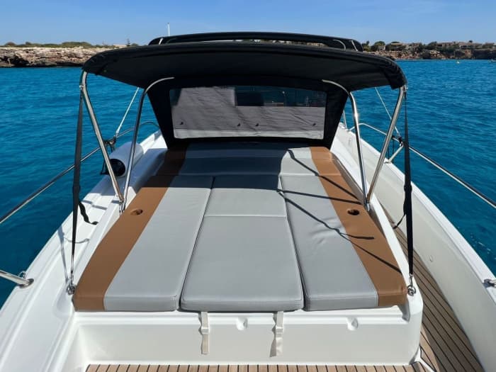 All inclusive
Exclusive half-day beach getaway from Cala d'Or.