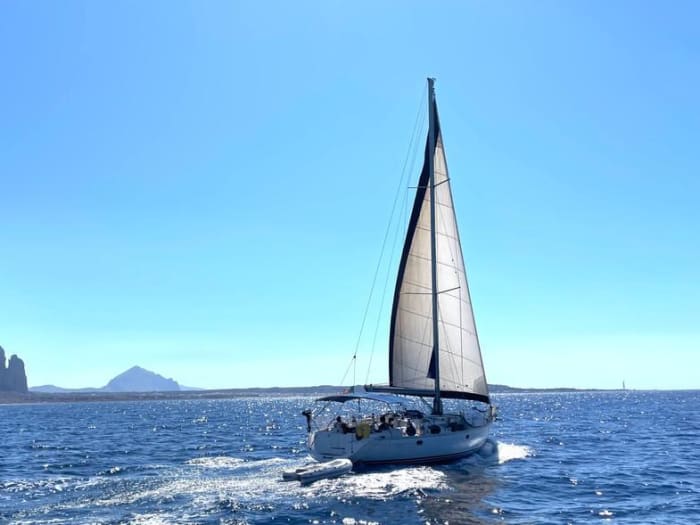 Eén dag om Castellammare del Golfo te ontdekken: het echte Dolce Vita op een zeilboot