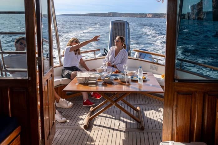 Excursion en bateau classique de 4 heures : Découvrez les criques du sud de Majorque (excursions d'une journée et au coucher du soleil également disponibles)