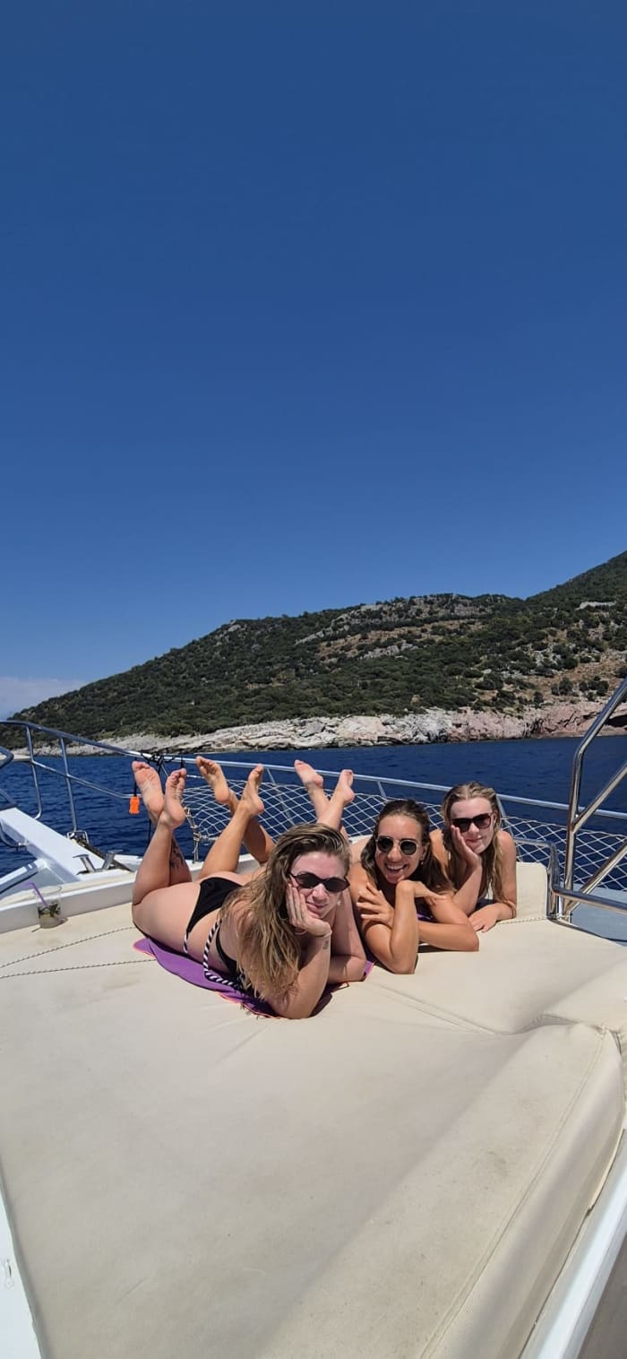 Enjoy the sun on a 7h30 boat trip in Fethiye