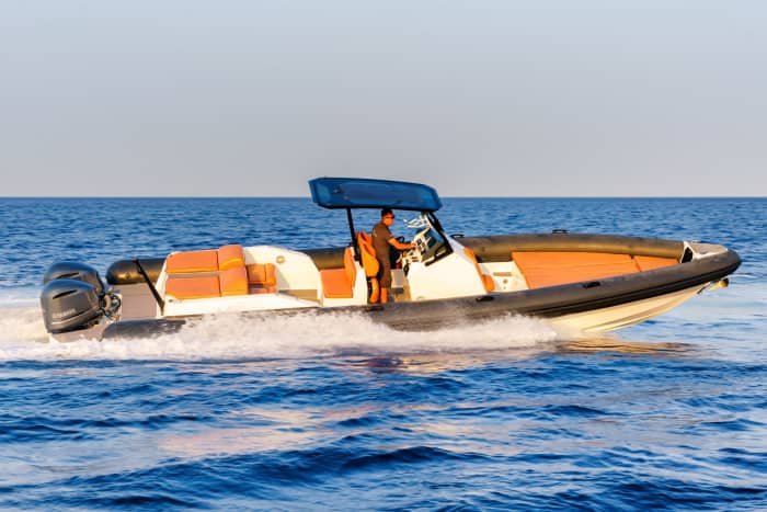Discover Mykonos: A full day of sun on a motorboat