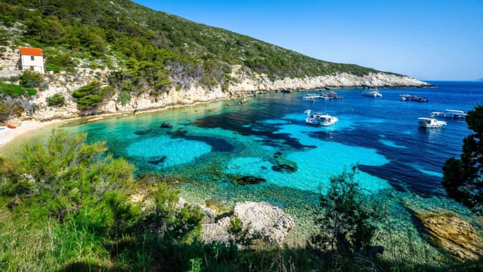 Privéboottocht naar de Blauwe Grot en 5 eilanden vanuit Split