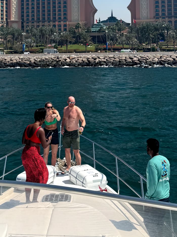 Excursion de 4 heures en yacht de luxe autour de Dubaï
