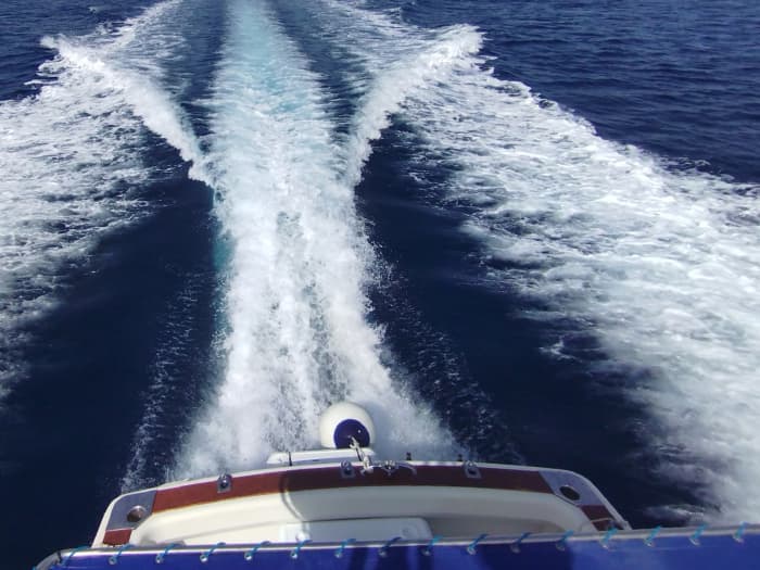 Halbtägige Entdeckungstour durch Sant Feliu de Guíxols: Ihr Kurzurlaub auf einem Motorboot
