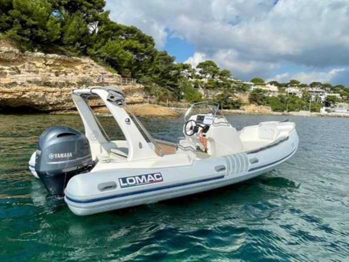 A day with a skipper, sea, love and sun ☀️: a day full of emotions aboard a fully equipped boat, for swimming at the Lérins Islands and Cannes