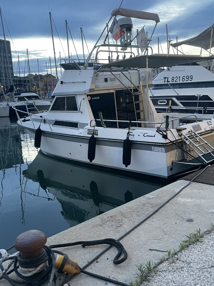 3h30 pour découvrir La Seyne-sur-Mer en bateau à moteur
