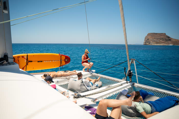 DIA ISLAND LUXURY CATAMARAN CRUISE