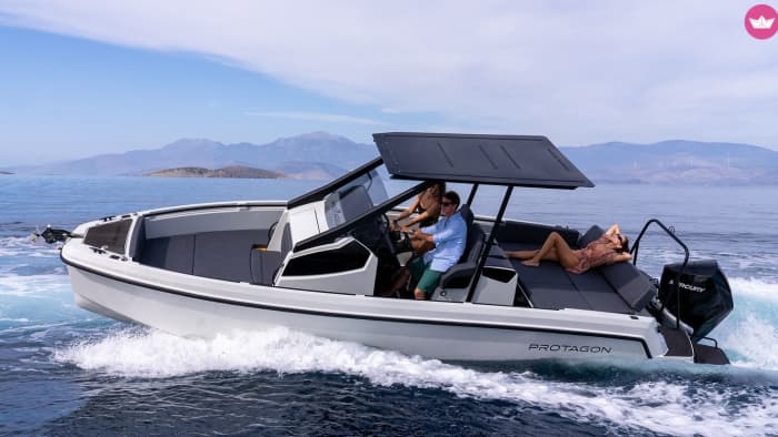 Zon, zee en rust: dagtocht naar Blue Lagoon en Šolta op een motorboot, startend in Split