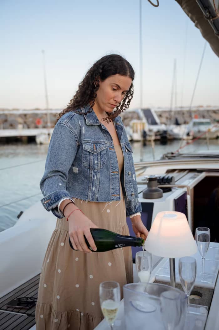 Sonnenuntergangserlebnis auf einem privaten Segelboot – 2 Stunden Entspannung und Landschaft