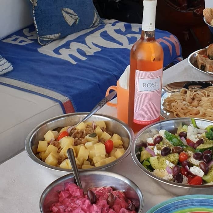 Eine maßgeschneiderte Paros-Reise: Ein ganzer Tag voller Magie auf einer Gulet