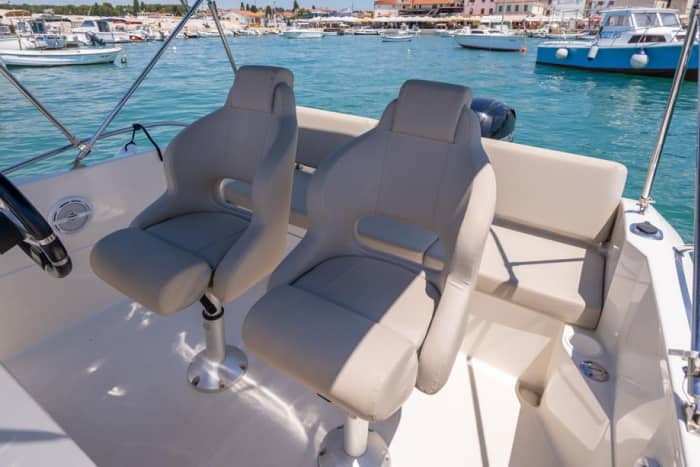 Votre bateau à moteur privé pour une journée autour de Fažana
