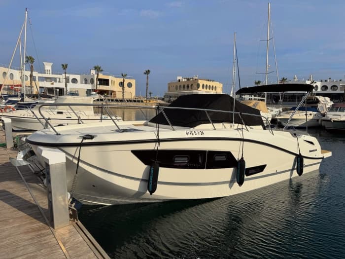 Magie bij zonsondergang: uw privé luxe charterboot inclusief alles. SUNSET - ALICANTE BEACH - SKIPPER EN BRANDSTOF INBEGREPEN