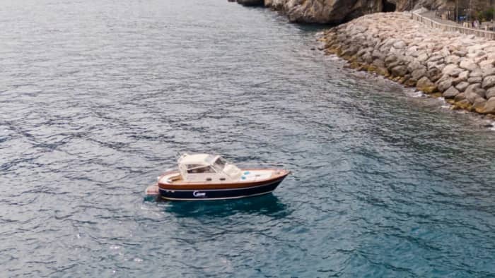 Amalfi Gold: Luxuriöse Sonnenuntergangskreuzfahrt ab Maiori