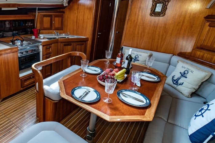 Your own Greek Odyssey: A 8h voyage on a sailboat