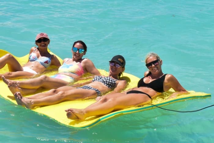 Sand-Bar Punta Cana Party Boat snorkeling Atmosfera e ballo
