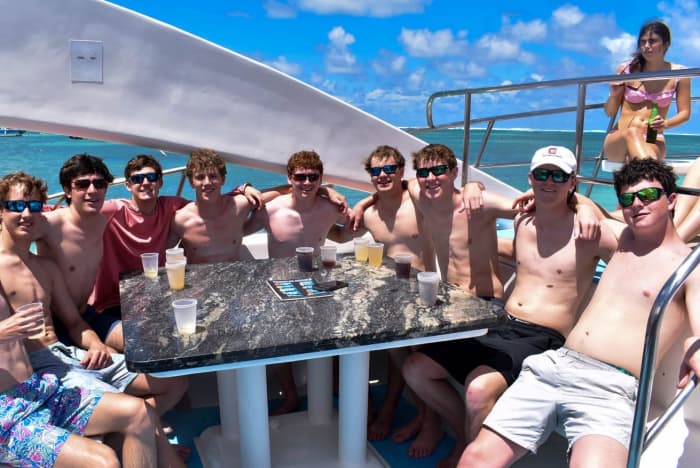 Pura gioia di navigare: vivi la magia di Punta Cana