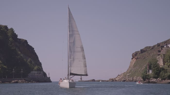 Privater Segelausflug nach Pasajes San Juan.