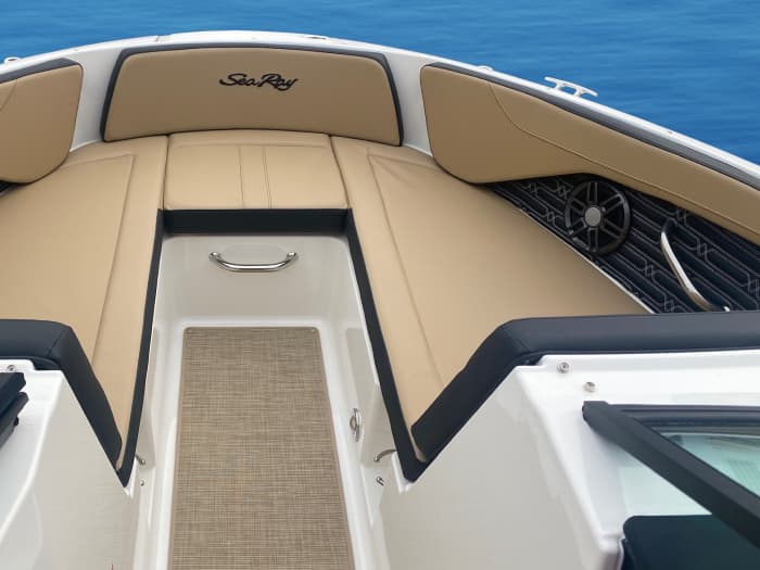 Enjoy 8h on a motorboat to explore Port d'Andratx