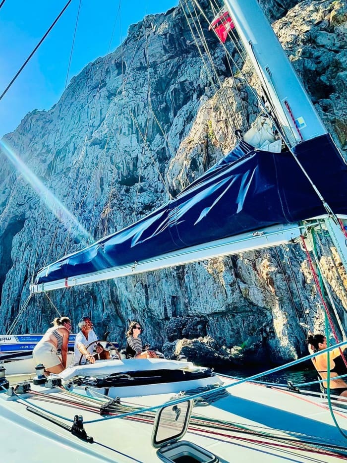 Einen Tag lang Olbia entdecken: Pure Entspannung am italienischen Blau