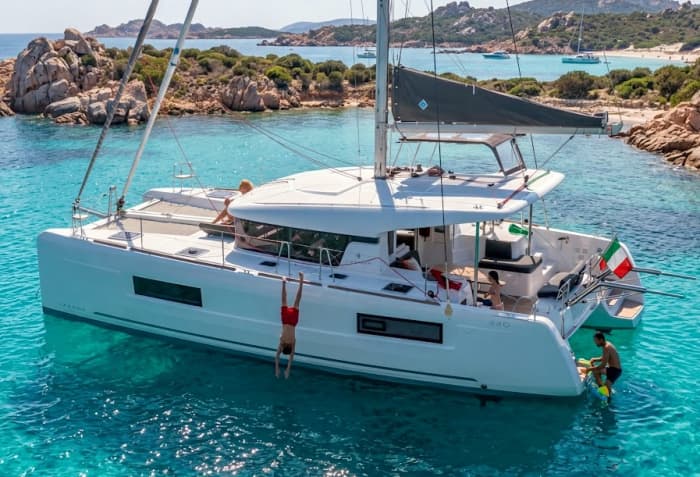 Heldagskatamaran från Palau: Upptäck pärlorna i La Maddalena skärgård