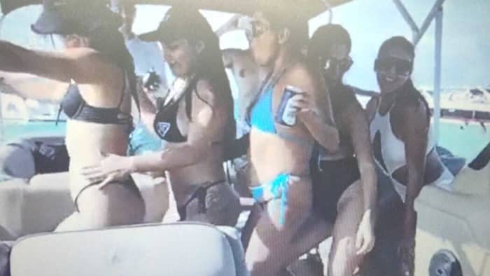 Neem 9 uur de tijd om de verborgen magie van Cancún vanaf de golven te ontdekken.