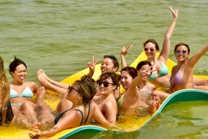 Explore Punta Cana de barco: Um dia inteiro na água a bordo de uma lancha.