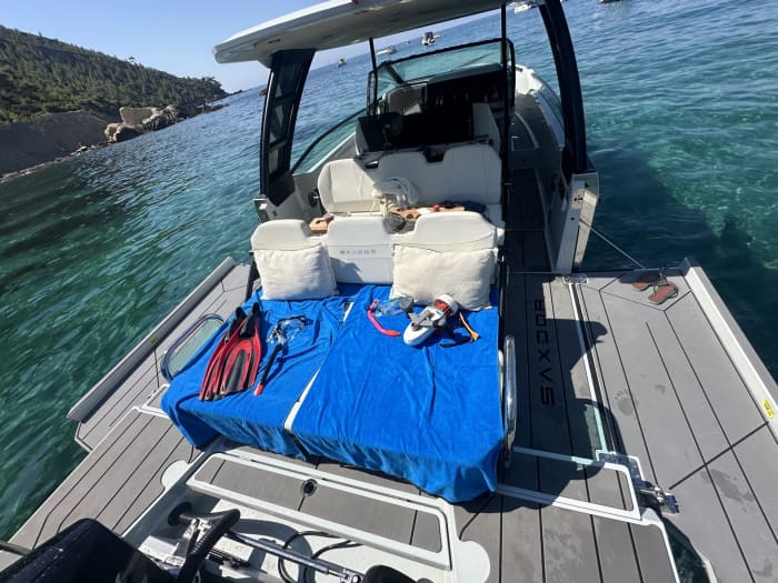 A day in Marseille: enjoy 9 hours of discovery on a motorboat