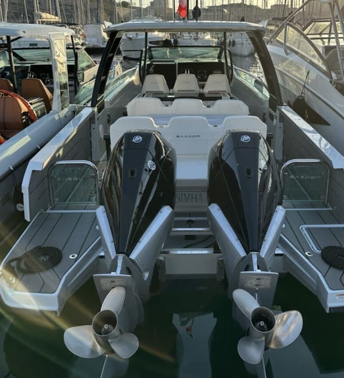 A day in Marseille: enjoy 9 hours of discovery on a motorboat