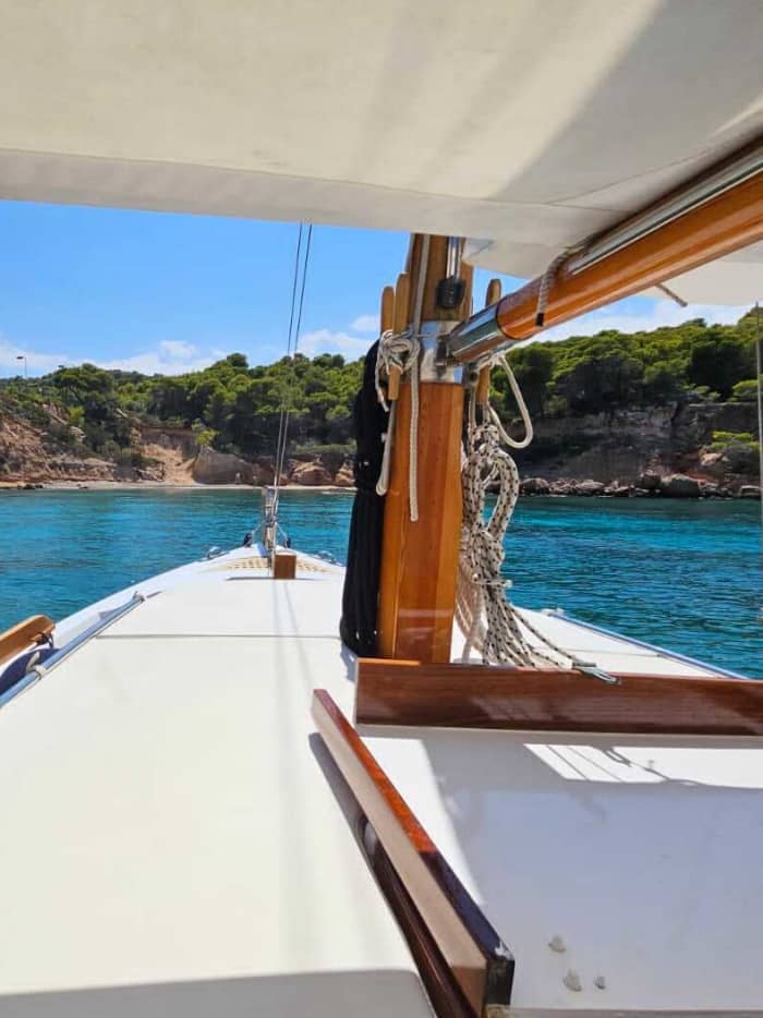 Ontdek Spetses tijdens een zeiltocht van een hele dag.
