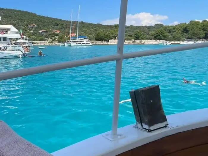 Enjoy some Stobreč luxury with a full day on a gulet