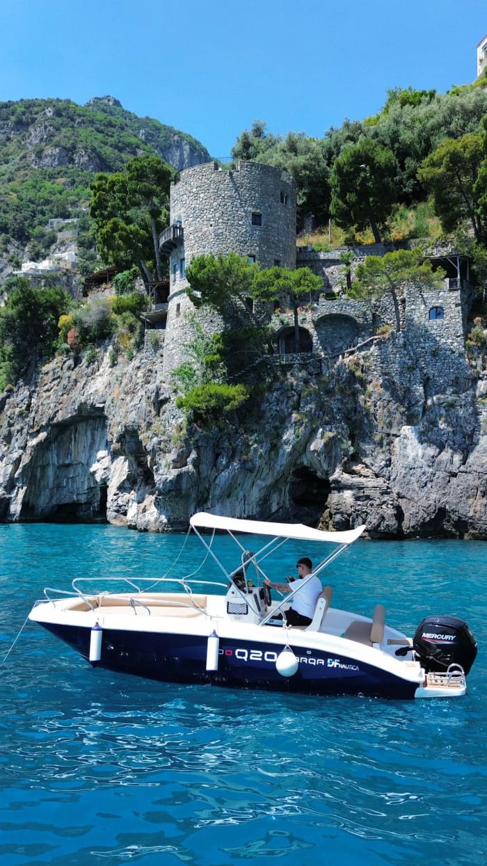 Capri Tour – A Journey Through Beauty and Legends