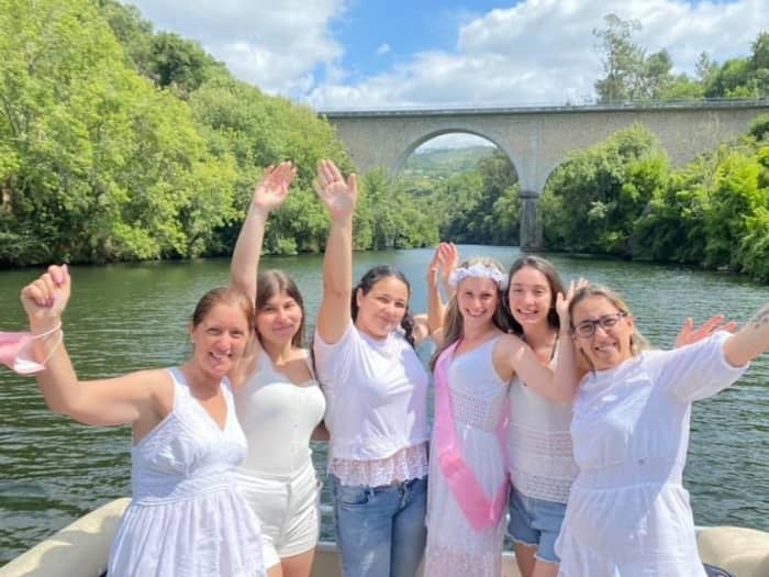 Discover Castelo de Paiva on a half-day motorboat trip