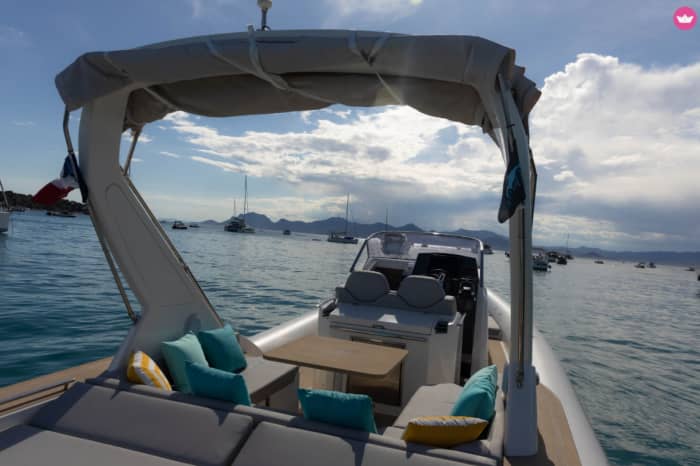 Full day on Capelli 40 – A Sophisticated Escape at Sea