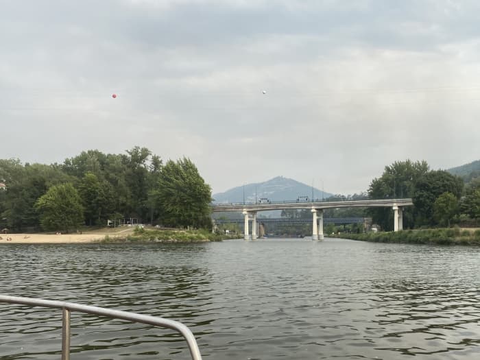 Une journée magique à Castelo de Paiva en bateau à moteur