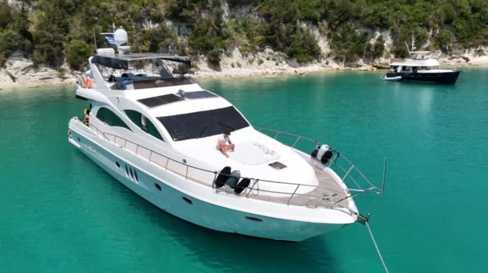 Paxos & Antipaxos Tour